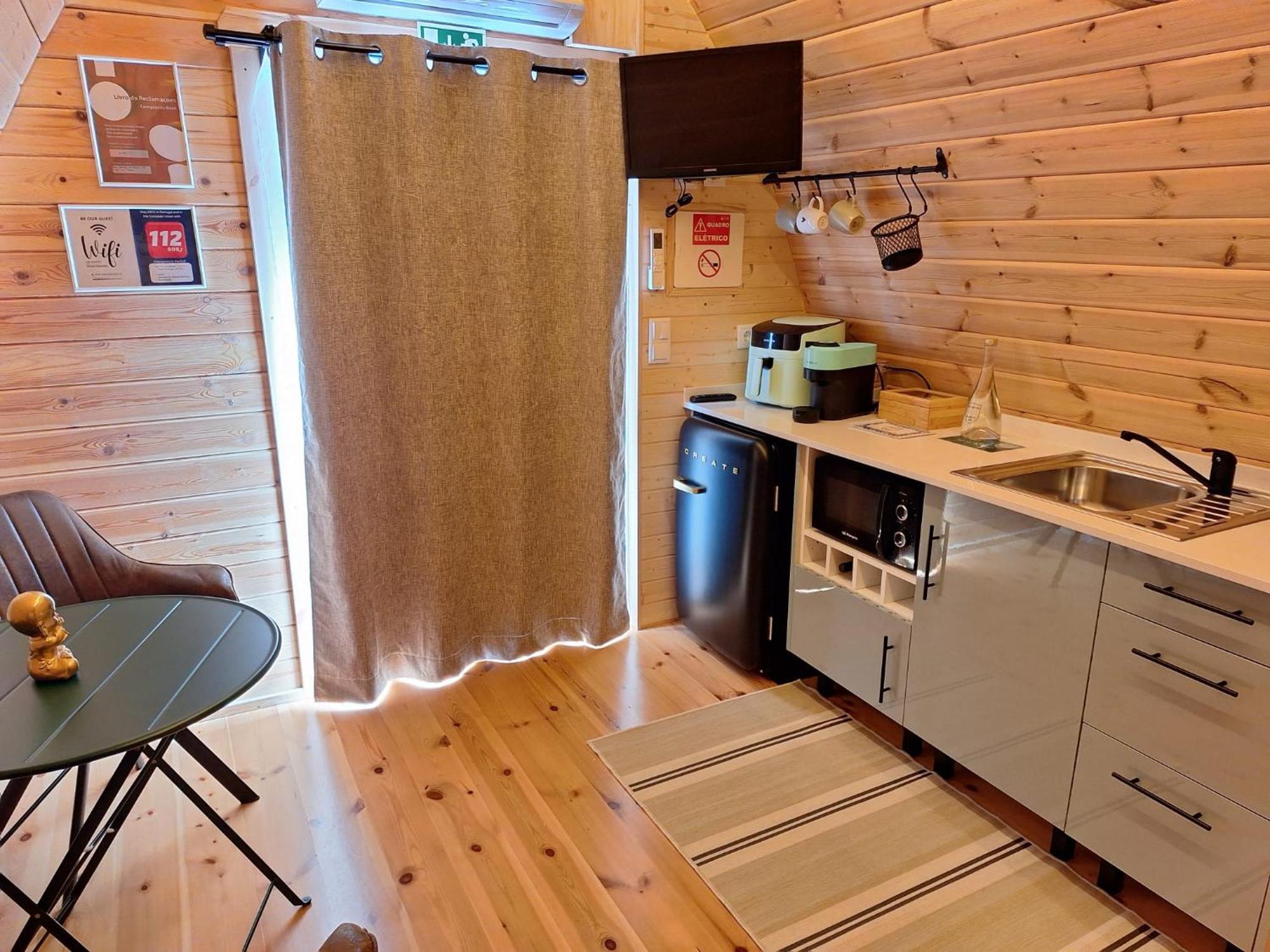 ホテル Vila Bastardo Glamping Pod シントラ エクステリア 写真
